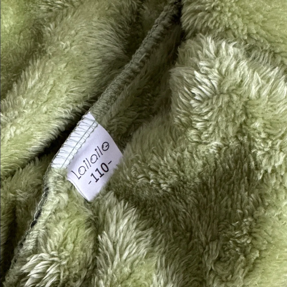 120 NWT LAILOILO Toddle Winter Fleece‎ Zip Up Jacket - Size: 110 (3-4Y)
